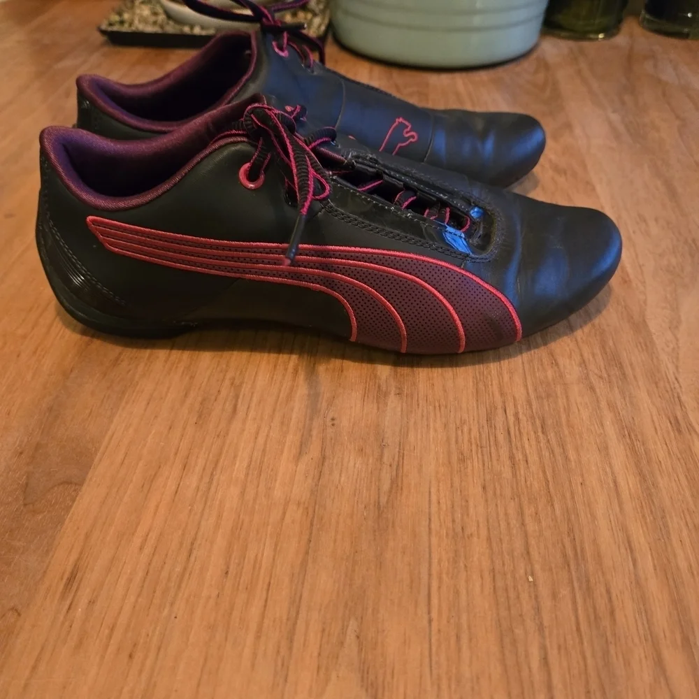Puma Navy Blue and Pink Driving Shoes Size 9.5